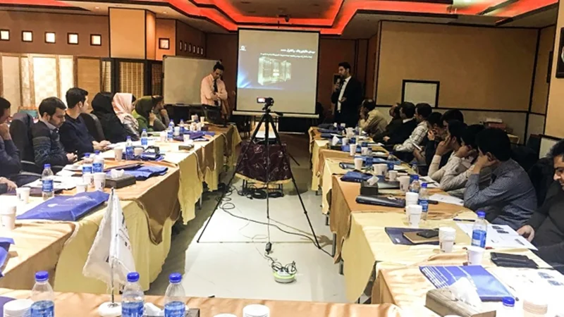 Holding a seminar on cooling systems & BMS for data centers by Tiam network